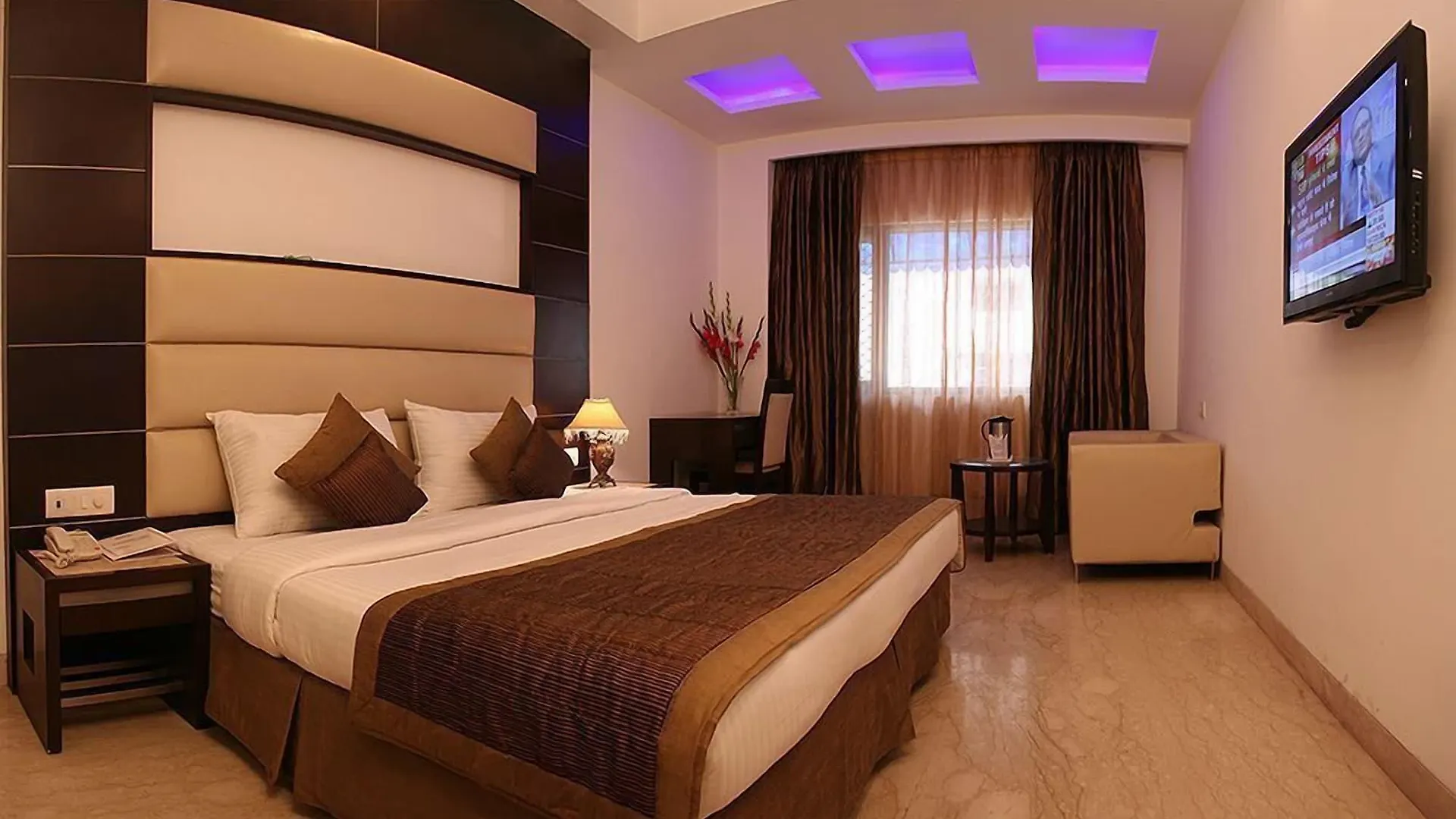 Hotel Livasa Inn Near Blk Hospital Delhi